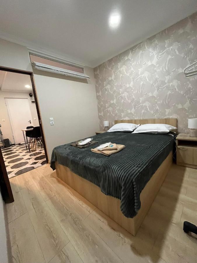 Hello 2 Apartment Tbilisi Bagian luar foto